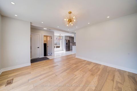 Photo 12 at 203 Toynbee Trail, Guildwood, Toronto