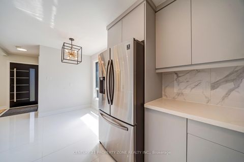 Photo 18 at 203 Toynbee Trail, Guildwood, Toronto