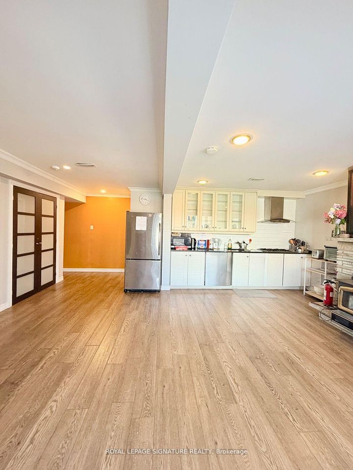 Photo 26 at 2263 Harcourt Crescent, Lakeview, Mississauga