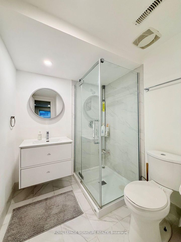 Photo 31 at 2263 Harcourt Crescent, Lakeview, Mississauga