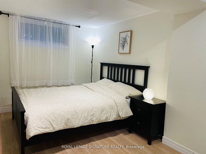 Photo 41 at 2263 Harcourt Crescent, Lakeview, Mississauga