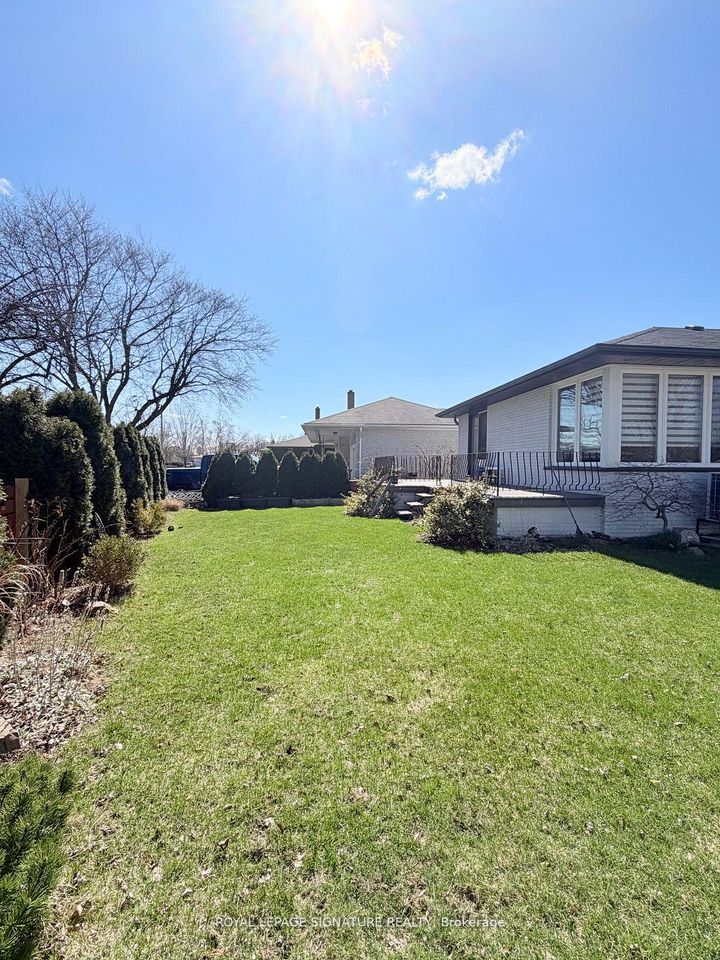 Photo 45 at 2263 Harcourt Crescent, Lakeview, Mississauga