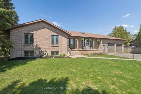 Photo 2 at 4 Blackburn Avenue, Nottawa, Clearview