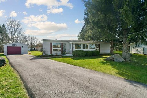 Photo 1 at 6 Emery Court, Sutton & Jackson's Point, Georgina