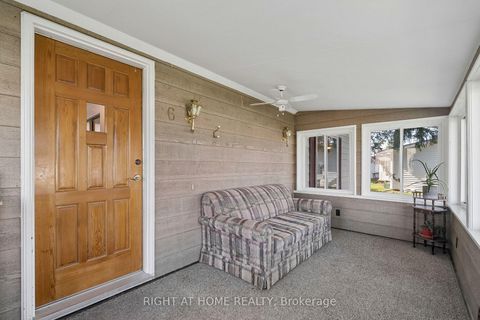 Photo 3 at 6 Emery Court, Sutton & Jackson's Point, Georgina