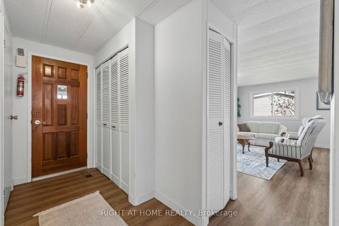 Photo 6 at 6 Emery Court, Sutton & Jackson's Point, Georgina