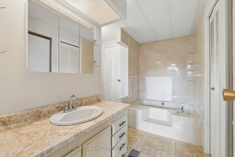 Photo 21 at 6 Emery Court, Sutton & Jackson's Point, Georgina