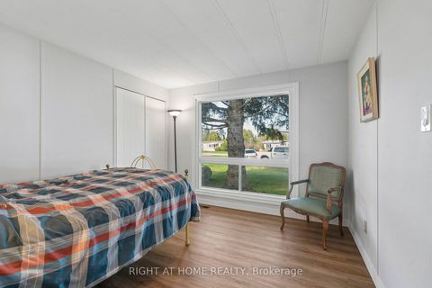 Photo 23 at 6 Emery Court, Sutton & Jackson's Point, Georgina