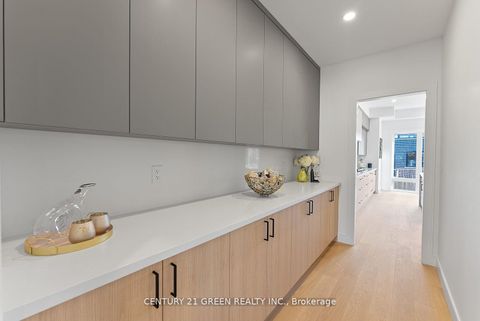 Photo 6 at 67 Bexhill Avenue, Birchmount, Toronto