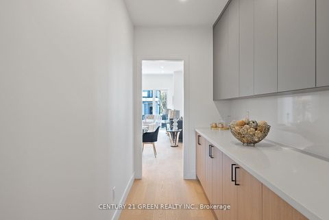 Photo 7 at 67 Bexhill Avenue, Birchmount, Toronto