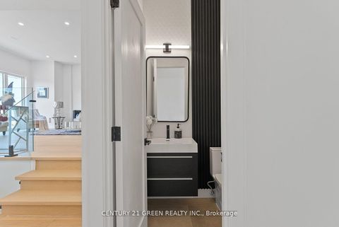 Photo 12 at 67 Bexhill Avenue, Birchmount, Toronto