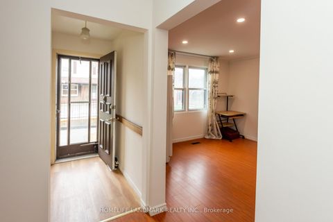 Photo 2 at 102 - 91 L'amoreaux Drive S, L'Amoreaux, Toronto