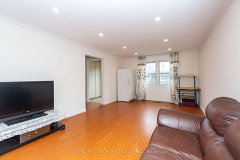 Photo 3 at 102 - 91 L'amoreaux Drive S, L'Amoreaux, Toronto