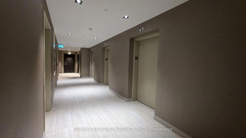 Photo 8 at 608 - 38 Honeycrisp Crescent, Vaughan Corporate Centre, Vaughan