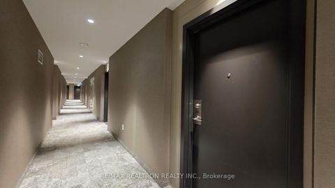 Photo 11 at 608 - 38 Honeycrisp Crescent, Vaughan Corporate Centre, Vaughan