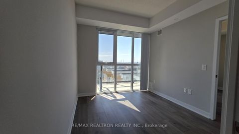 Photo 14 at 608 - 38 Honeycrisp Crescent, Vaughan Corporate Centre, Vaughan