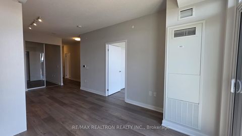 Photo 18 at 608 - 38 Honeycrisp Crescent, Vaughan Corporate Centre, Vaughan