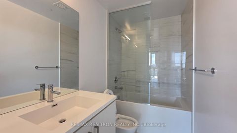 Photo 22 at 608 - 38 Honeycrisp Crescent, Vaughan Corporate Centre, Vaughan