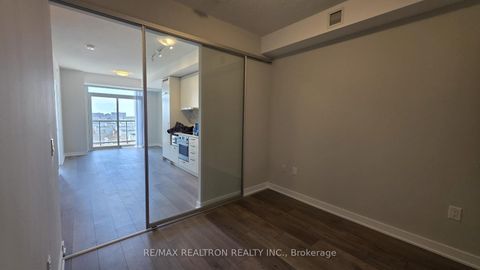 Photo 24 at 608 - 38 Honeycrisp Crescent, Vaughan Corporate Centre, Vaughan