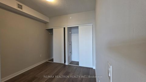 Photo 26 at 608 - 38 Honeycrisp Crescent, Vaughan Corporate Centre, Vaughan