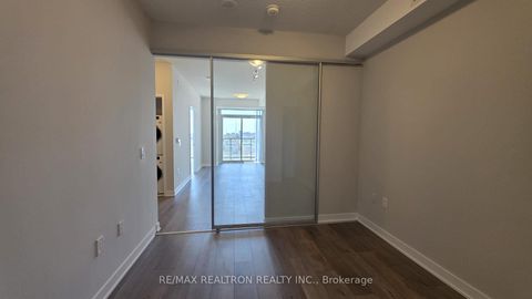 Photo 27 at 608 - 38 Honeycrisp Crescent, Vaughan Corporate Centre, Vaughan