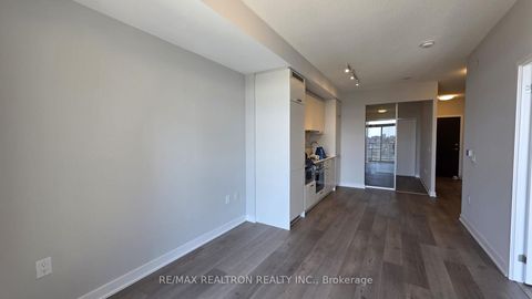 Photo 31 at 608 - 38 Honeycrisp Crescent, Vaughan Corporate Centre, Vaughan