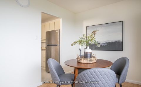 Photo 10 at 1702 - 715 Don Mills Road, Flemingdon Park, Toronto