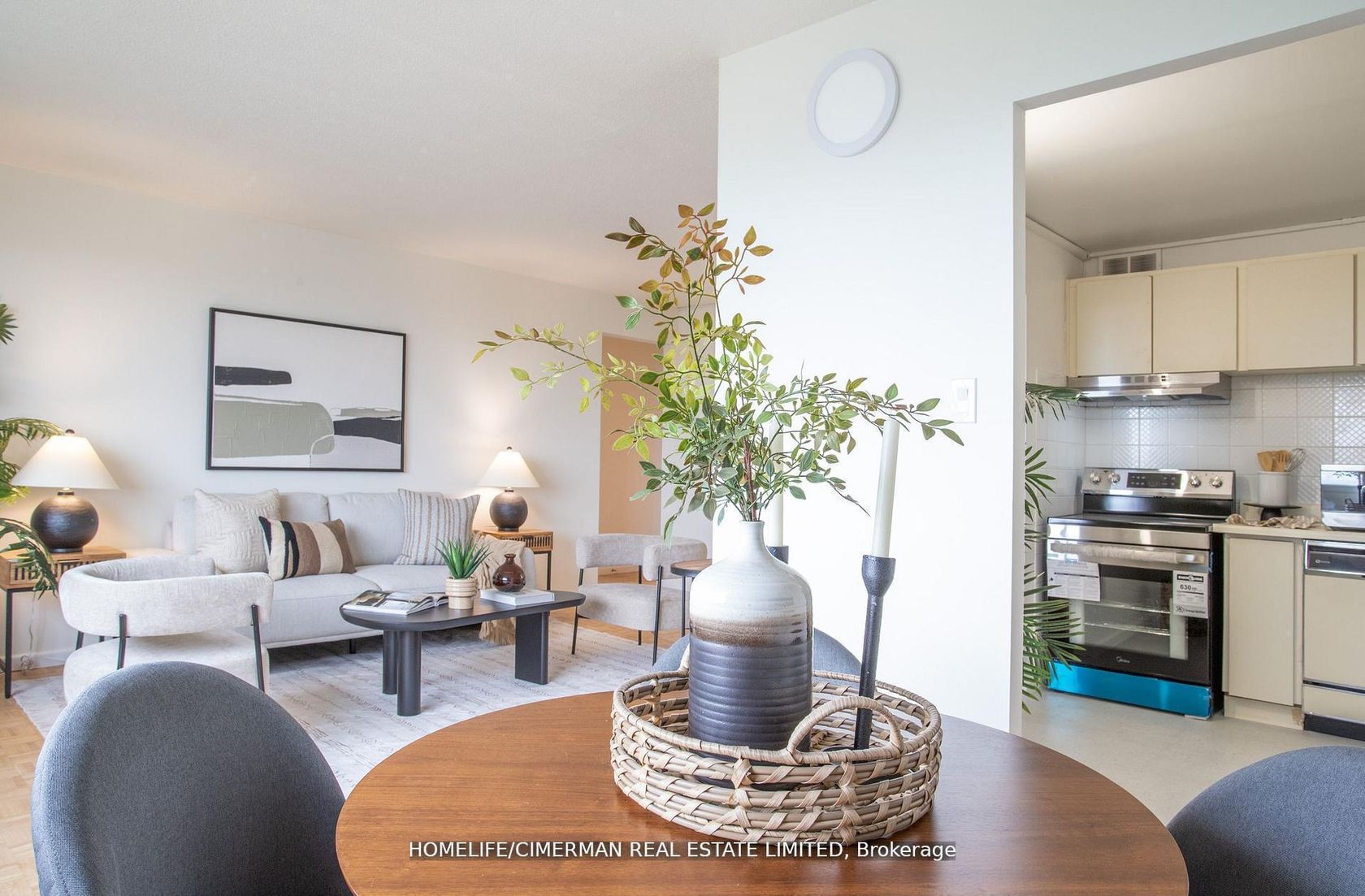 1702 - 715 Don Mills Road, Flemingdon Park, Toronto photo number 2