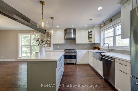 Photo 11 at 1595 County 42 Road, Rural Clearview, Clearview