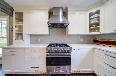 Photo 12 at 1595 County 42 Road, Rural Clearview, Clearview