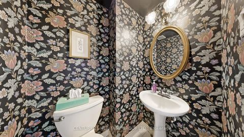 Photo 15 at 14 Dunkeld Way, Royal Orchard, Markham