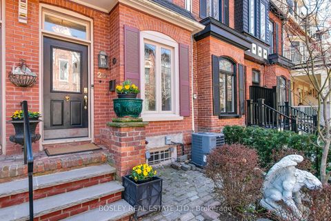 Photo 1 at 25 Salisbury Avenue, South St. James Town, Toronto