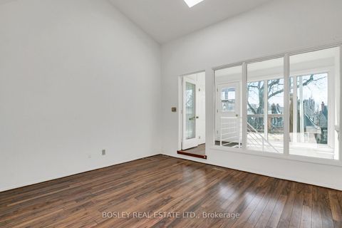 Photo 30 at 25 Salisbury Avenue, South St. James Town, Toronto