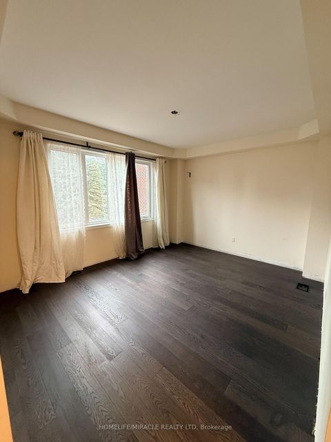 Photo 8 at 69 Headwater Crescent, Oak Ridges Lake Wilcox, Richmond Hill