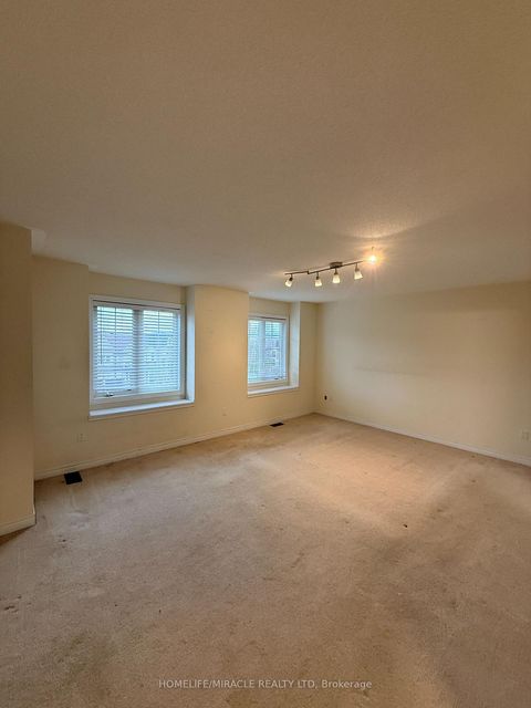 Photo 14 at 69 Headwater Crescent, Oak Ridges Lake Wilcox, Richmond Hill