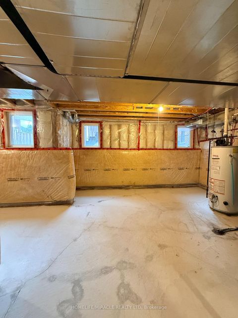 Photo 22 at 69 Headwater Crescent, Oak Ridges Lake Wilcox, Richmond Hill