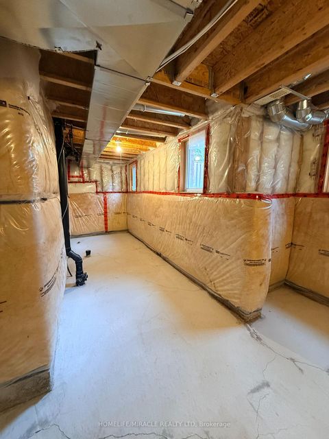 Photo 23 at 69 Headwater Crescent, Oak Ridges Lake Wilcox, Richmond Hill