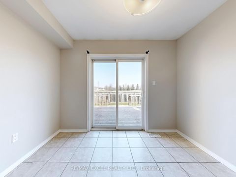 Photo 7 at 93 Clearmeadow Boulevard, Summerhill Estates, Newmarket