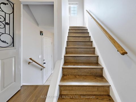 Photo 12 at 93 Clearmeadow Boulevard, Summerhill Estates, Newmarket