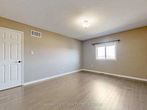 Photo 14 at 93 Clearmeadow Boulevard, Summerhill Estates, Newmarket