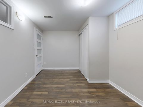 Photo 38 at 93 Clearmeadow Boulevard, Summerhill Estates, Newmarket