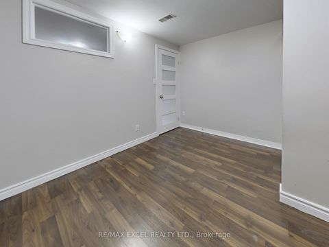 Photo 39 at 93 Clearmeadow Boulevard, Summerhill Estates, Newmarket