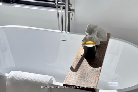 Photo 35 at 32 Endean Avenue, South Riverdale, Toronto