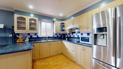 Photo 10 at 258 Grandravine Drive, Jane Heights, Toronto