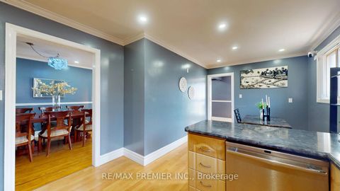 Photo 11 at 258 Grandravine Drive, Jane Heights, Toronto
