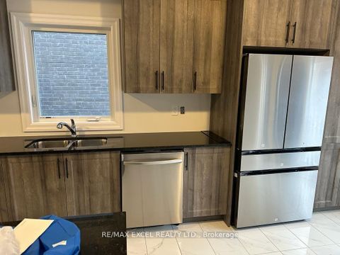 Photo 4 at 1454 Stovell Crescent, Lefroy, Innisfil