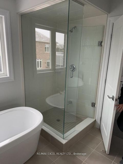 Photo 9 at 1454 Stovell Crescent, Lefroy, Innisfil