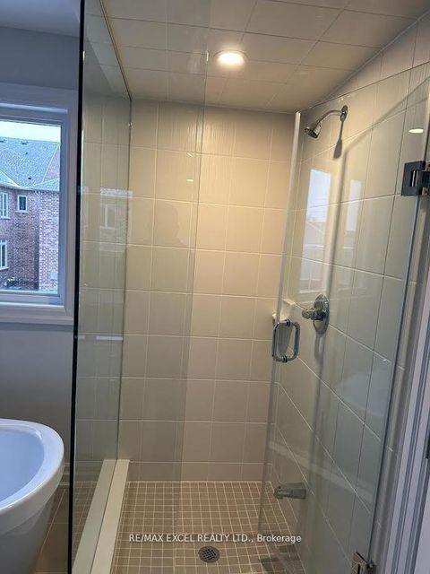 Photo 12 at 1454 Stovell Crescent, Lefroy, Innisfil