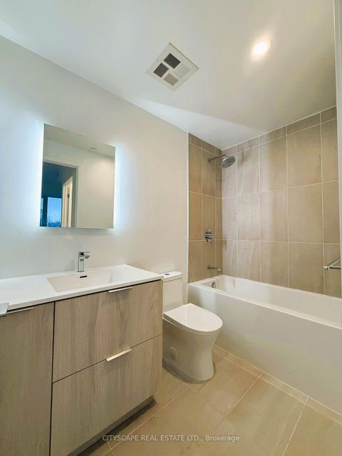 Photo 10 at 306 - 185 Alberta Avenue, Oakwood Village, Toronto