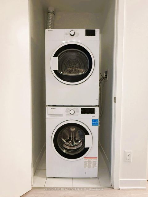 Photo 14 at 306 - 185 Alberta Avenue, Oakwood Village, Toronto